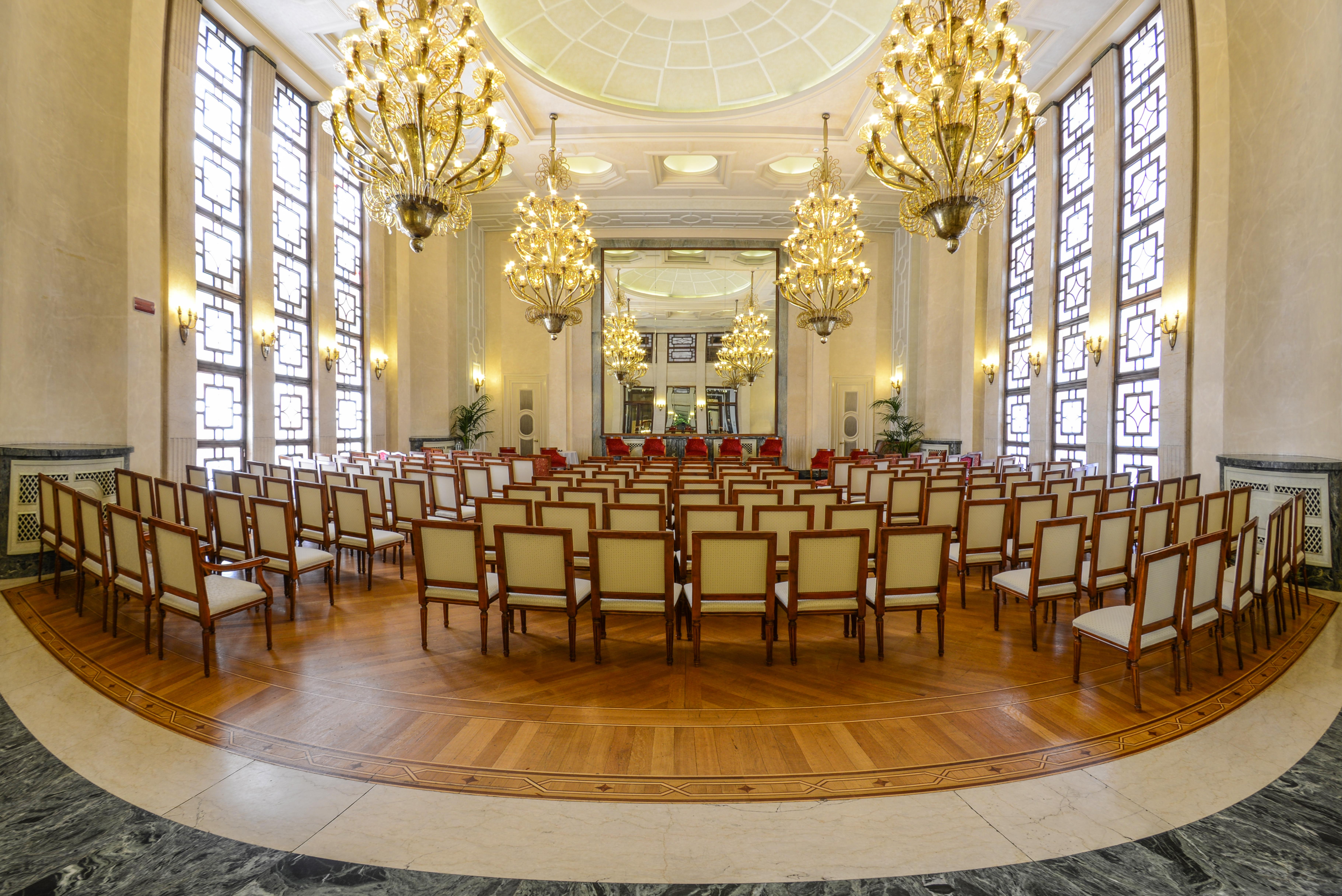 Hotel Vittoria Brescia Exteriör bild The main hall
